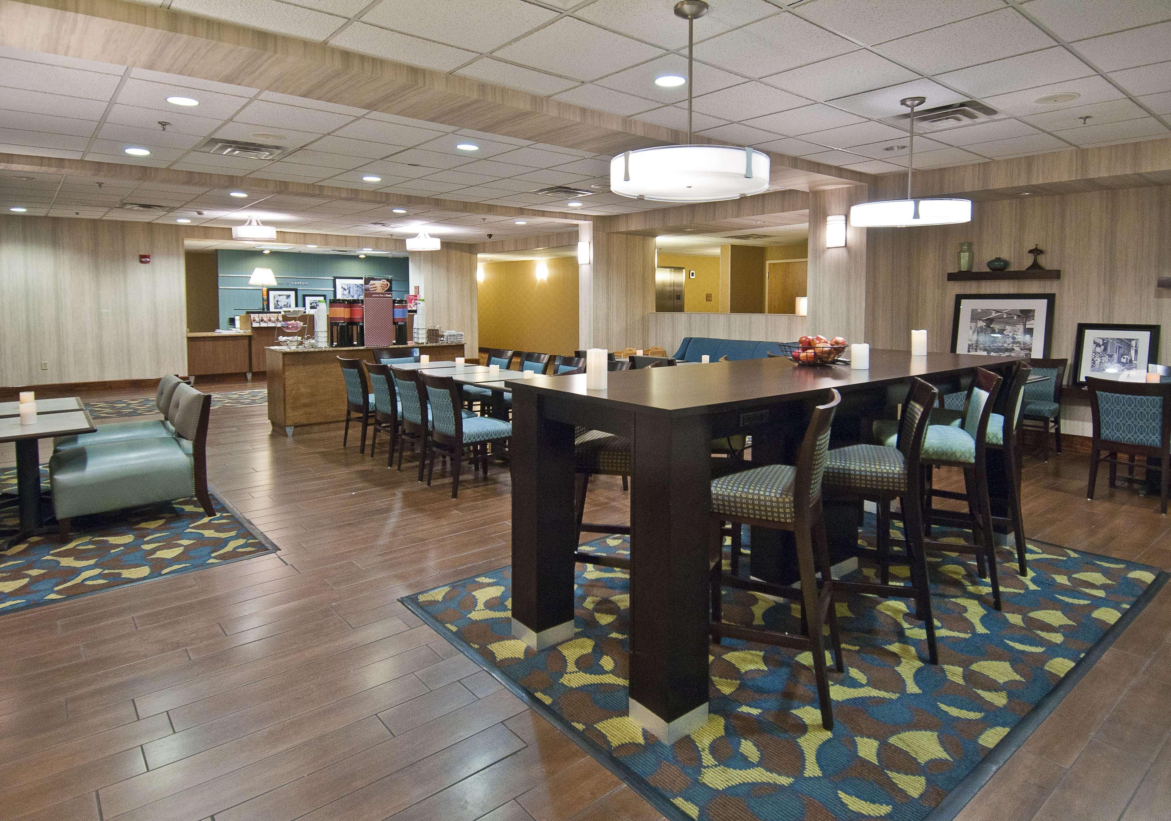 Hampton Inn Canton Εξωτερικό φωτογραφία